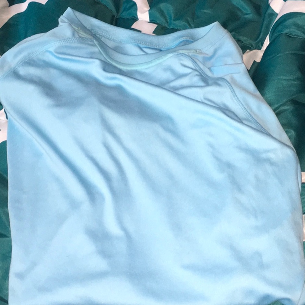 Tek gear shirt
